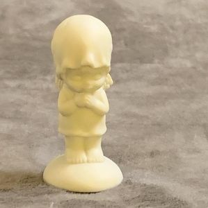 1975 Little Gallery Praying Angel Hallmark